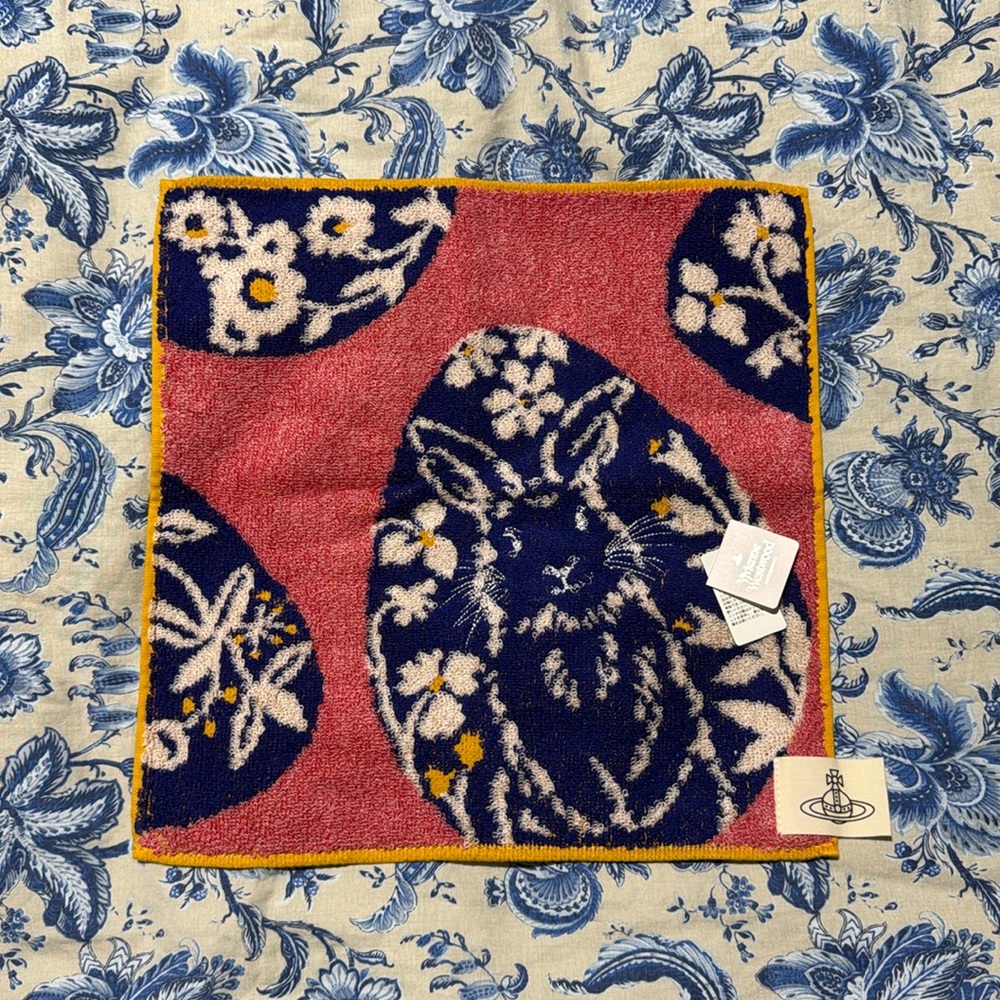 NWT Vivienne Westwood facecloth